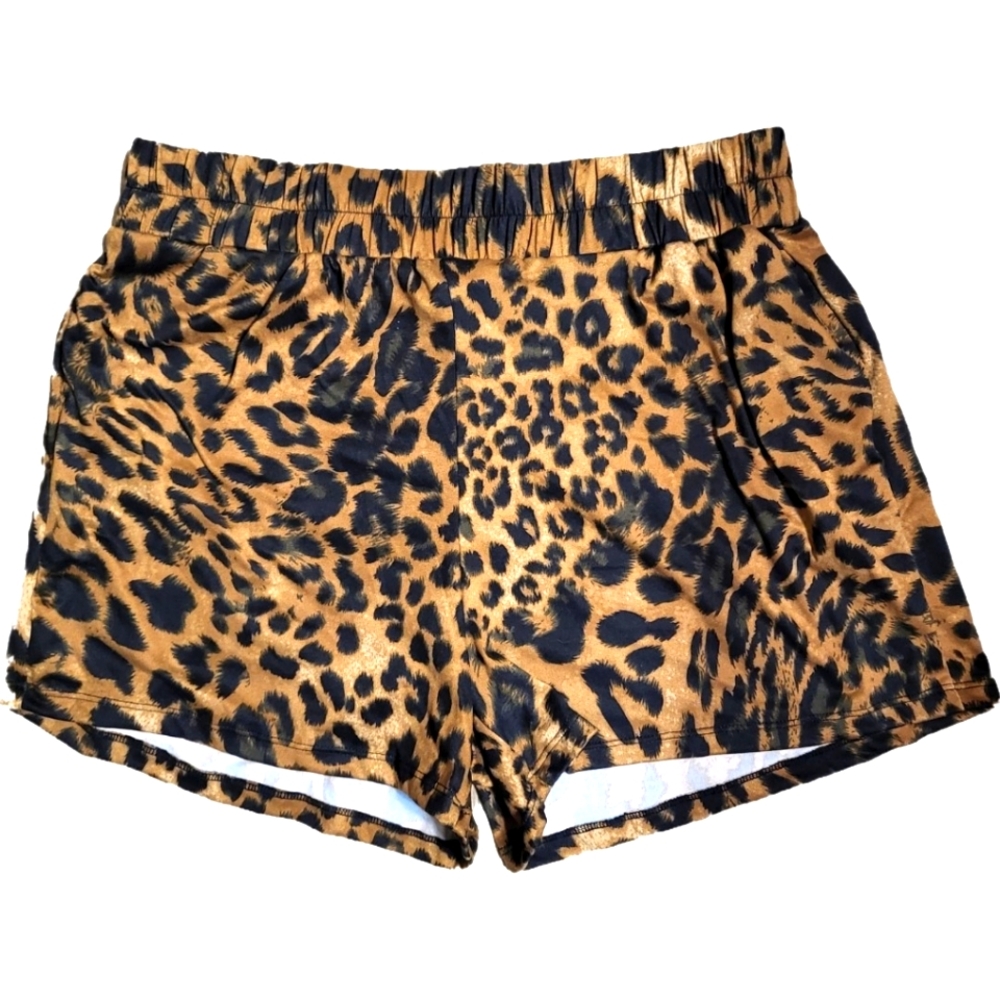 Karen T Designs Leopard Print Women's Shorts
